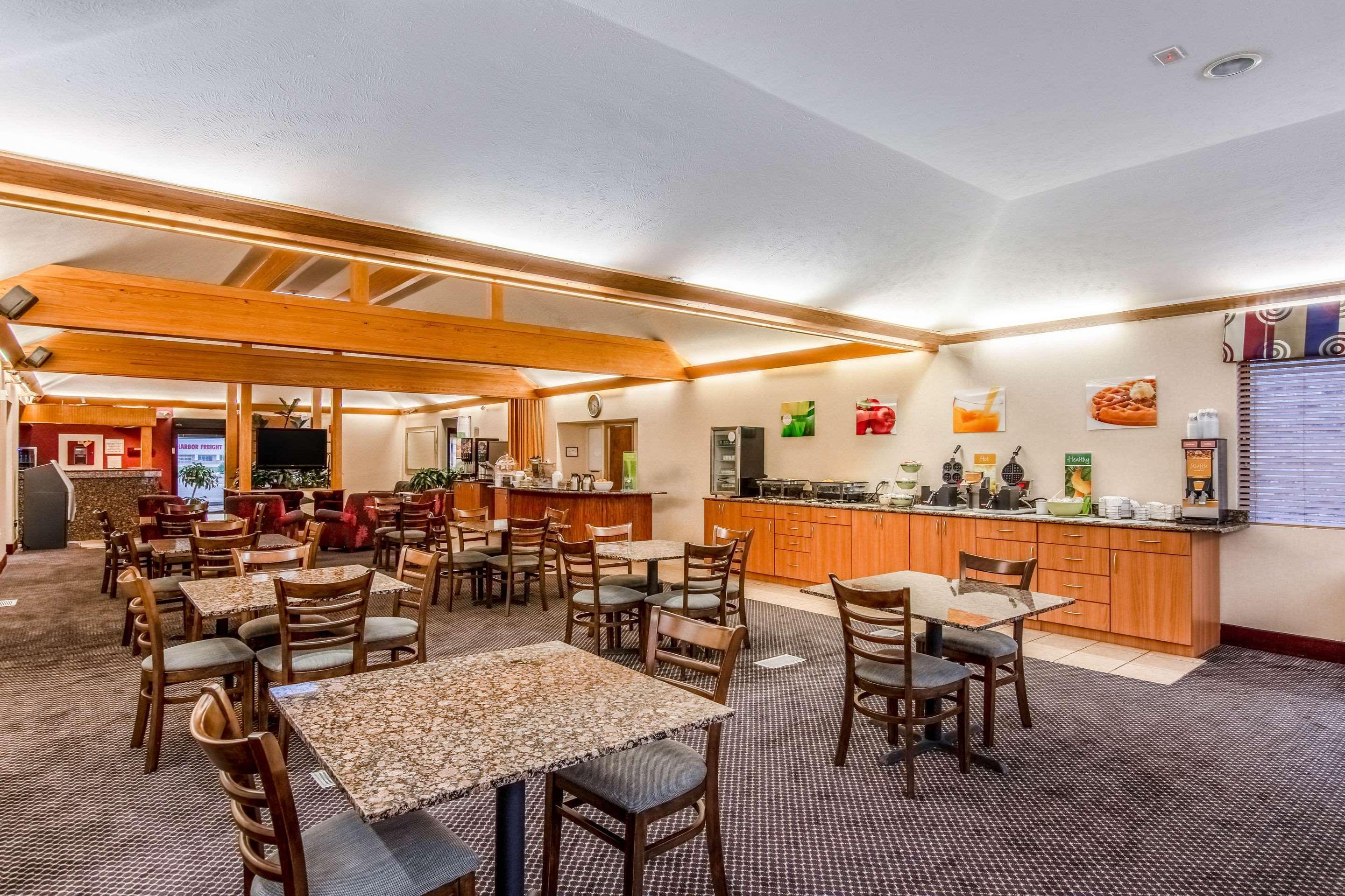 Country Inn & Suites By Radisson, Muskegon, Mi Esterno foto