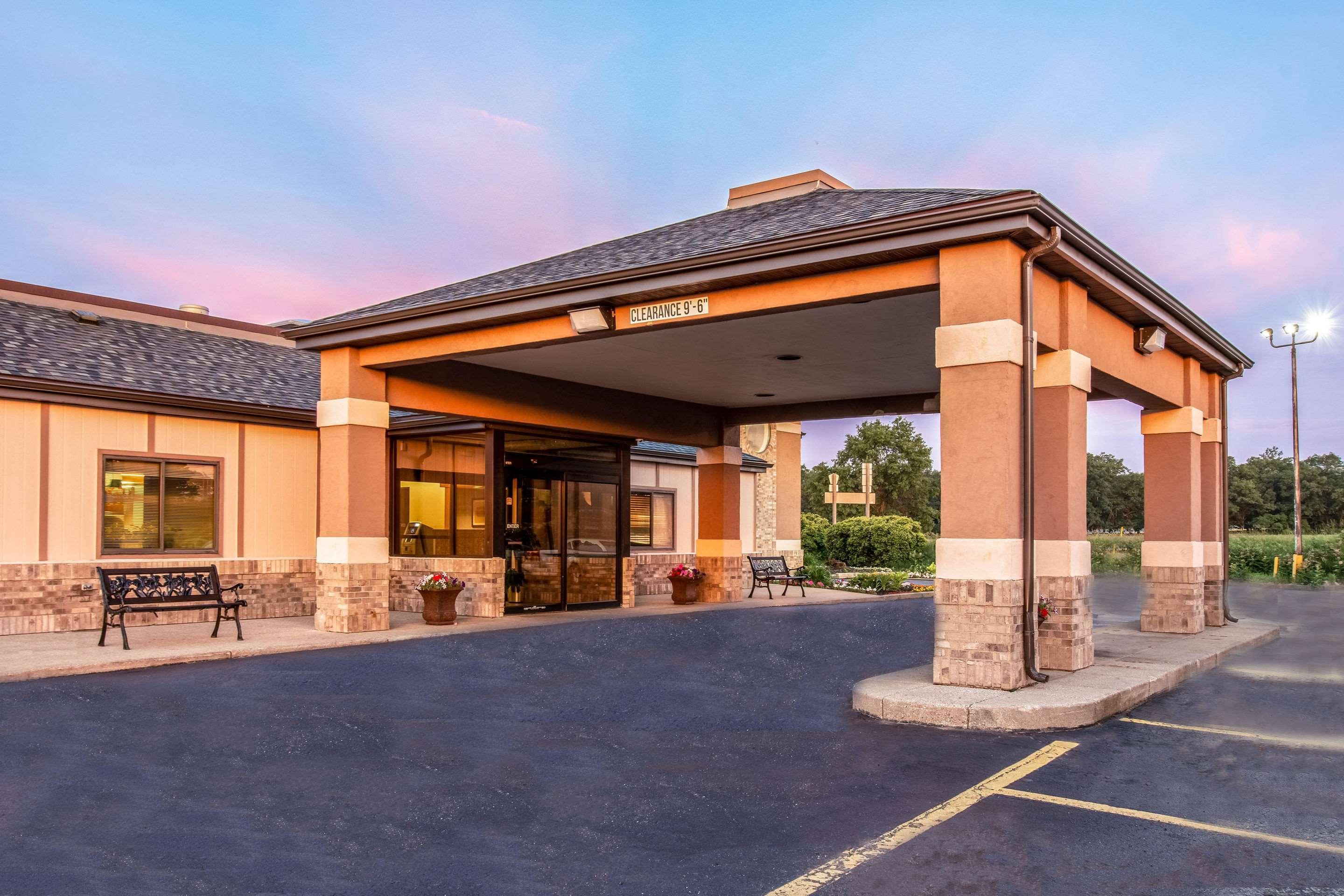 Country Inn & Suites By Radisson, Muskegon, Mi Esterno foto