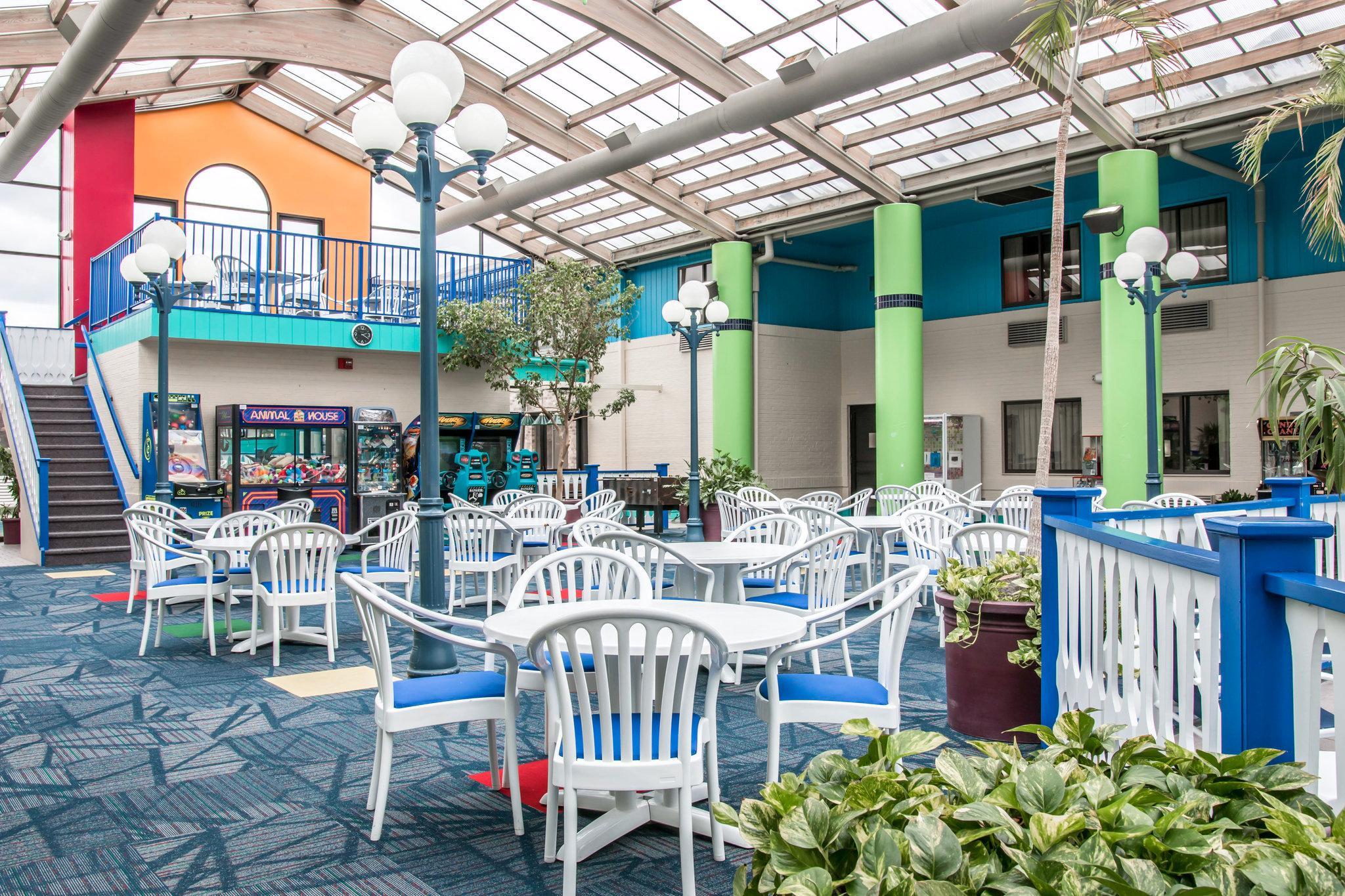 Country Inn & Suites By Radisson, Muskegon, Mi Esterno foto