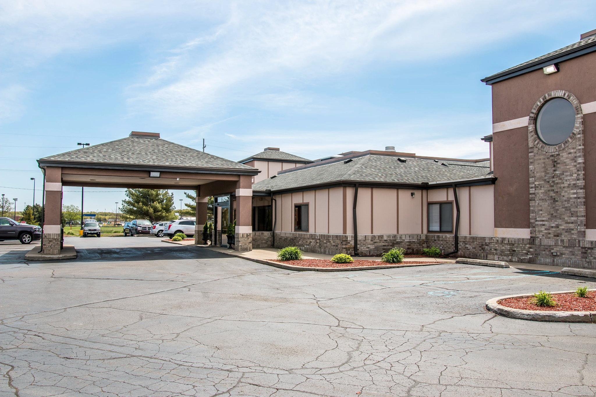 Country Inn & Suites By Radisson, Muskegon, Mi Esterno foto