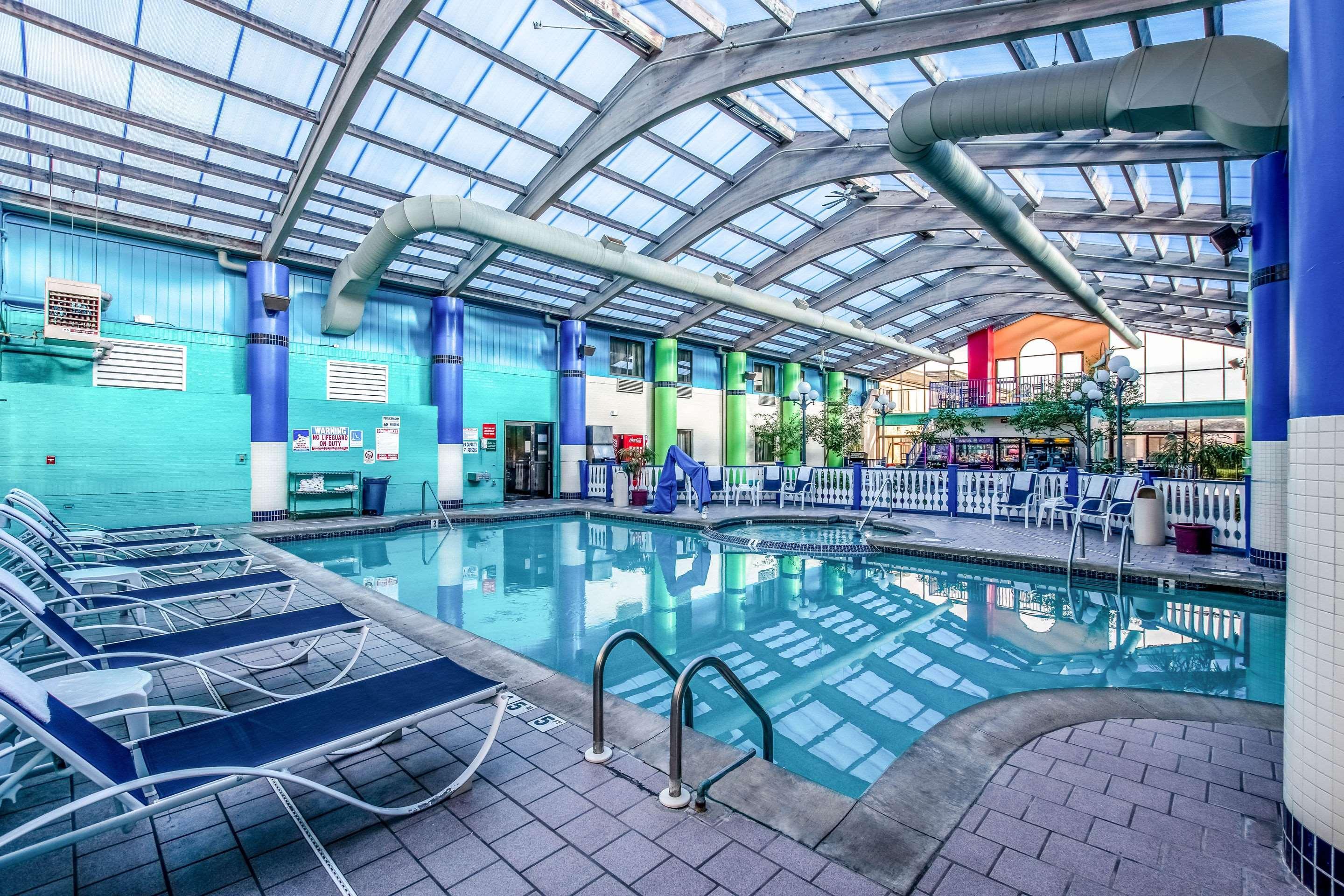 Country Inn & Suites By Radisson, Muskegon, Mi Esterno foto